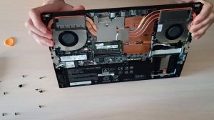 Разборка и обзор ноутбука GMNG Skill