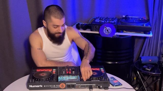ОБЗОР на Numark Mixstream Pro +