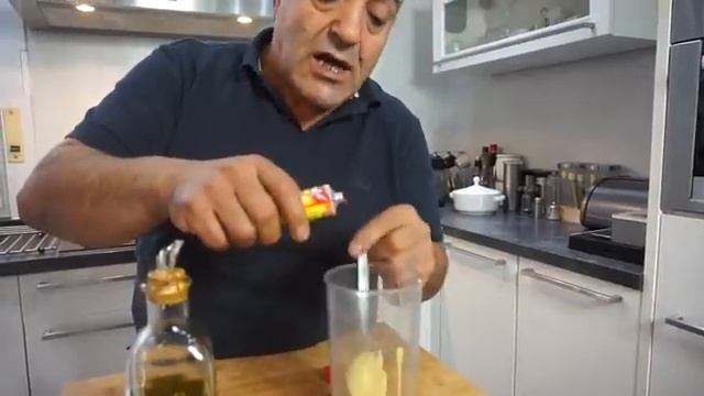 Сочный мясной рулет. Рецепт от Жоржа смотреть онлайн