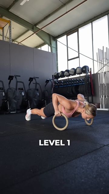 This challenge looks harmless…until you try it yourself.😮💨 #pushupchallenge