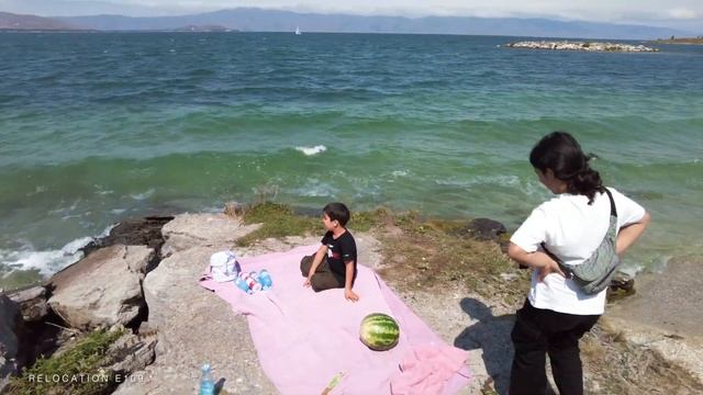 E109 | На вулкан с детьми. Армения смотреть онлайн