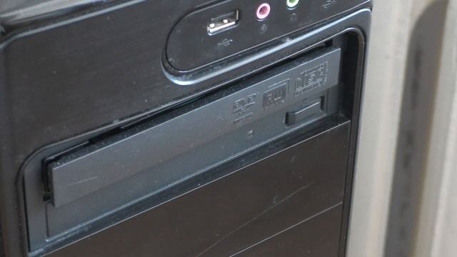 DVD дисковод не открывается. Не работает CD привод