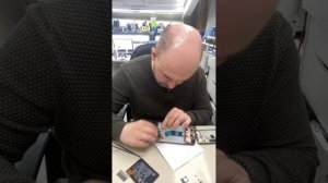 Замена оригинального экрана на Redmi 13 4g