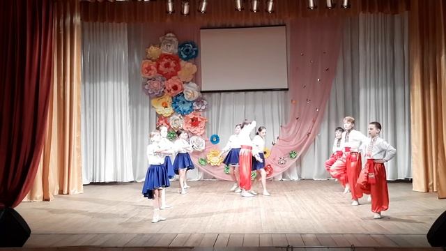 Хореографічний колектив "Арабеск", танець "Поліська полька", керівник Лілія Кісіхіна смотреть онлайн