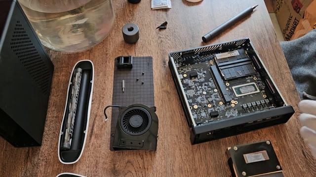 Minisforum MS-01: Замена термопасты на жидкий метал смотреть онлайн