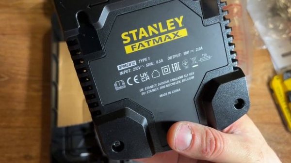 Аккумуляторный шуруповерт Stanley FatMax SFMCD710D2K #шуруповерт