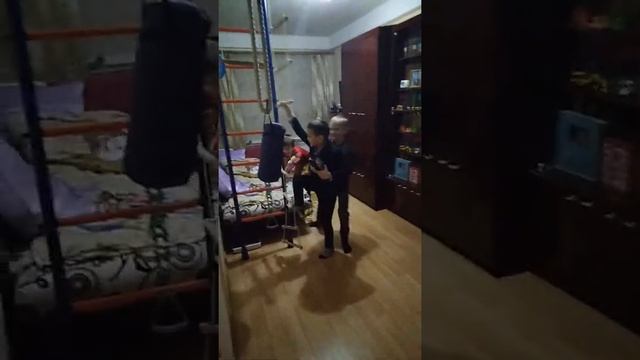 Флешка в машине номер 1 смотреть онлайн