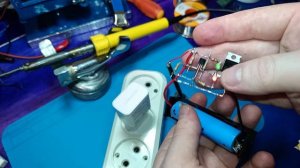 Зарядка Аккумулятора 🔋18650, Регулировка напряжения на