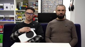 Sony PlayStation или XBox что лучше купить?