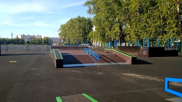 Осваиваем скейт-парк. Первое занятие.