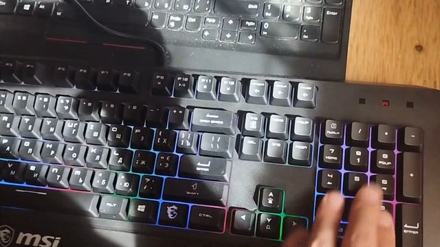 Обзор клавиатуры MSI Vigor GK20 смотреть онлайн