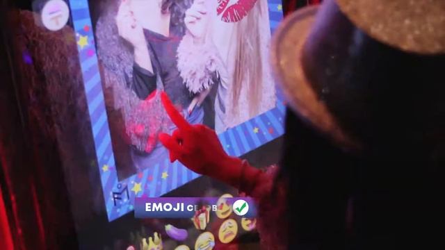 Foto Mirror - Звездата на всяко събитие. Фото будка от ново п