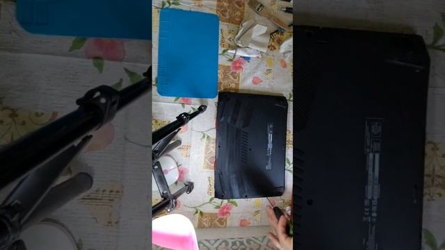 Разборка Чистка Замена Термопасты Acer N20C1 смотреть онлайн