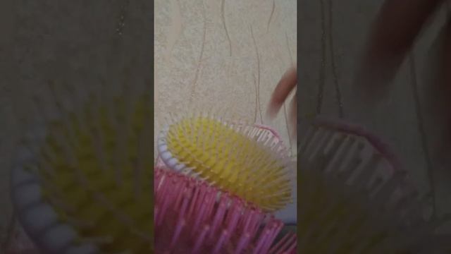 что должно быть в сумке(косметички)у девочки чеу