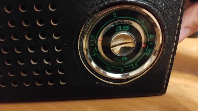 Радиоприёмник Selga-404 с планкой ФМ часть 1 смотреть онлайн