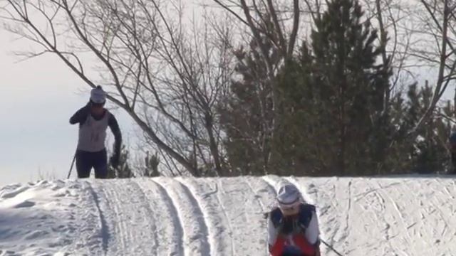 Златоустовские лыжники вновь на вершине пьедестала почета смотреть онлайн