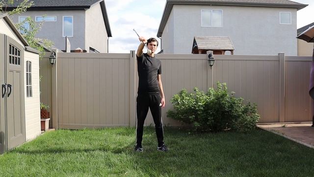 Восьмерка в Батон Твирлинг/ Figure 8 in Baton Twirling смотреть онлайн