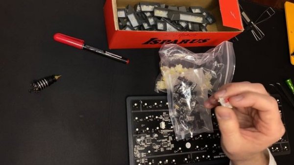 ОБЗОР КЛАВИАТУРЫ RED SQUARE KEYROX TKL. ПЕРЕПАЙКА СВИТЧА, УСТРА?