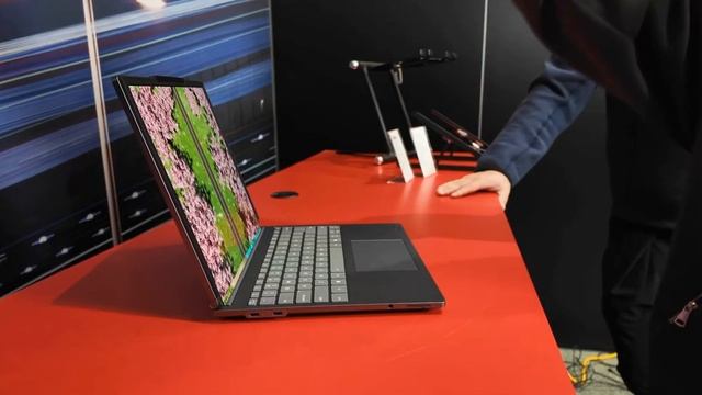 Ноутбук будущего уже здесь: ThinkBook Plus Gen 6 с невероятным ? смотреть онлайн