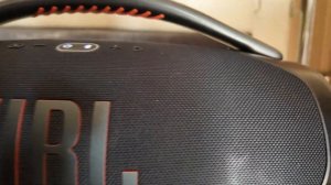 Сравнение JBL XTREME 4 VS JBL Boombox 3