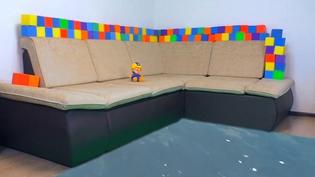 Макс и ПАПА спасают игрушку ПОРОРО после потопа HelloMax смотреть онлайн