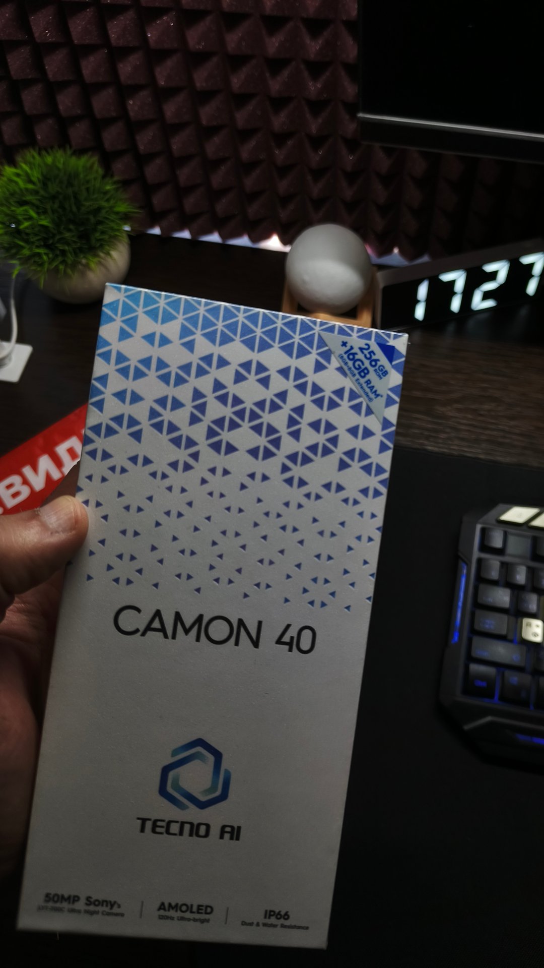 Распаковка TECNO TECNO Camon 40 смотреть онлайн