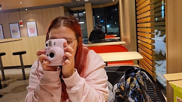 Как пользоваться Fujifilm instax mini 12 — распаковка и первый с смотреть онлайн