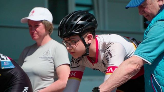 НА ТУЛЬСКОМ ВЕЛОДРОМЕ ПРОШЛИ ПЕРВЕНСТВО РОССИИ И ВСЕРОССИЙСКИЕ СОРЕВНОВАНИЯ ПО ВЕЛОСПОРТУ НА ТРЕКЕ смотреть онлайн