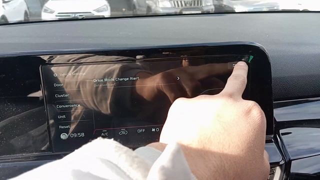 Kia Selrltos. Как подключится к Bluetooth. И что есть в мультимед? смотреть онлайн