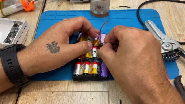 Павербанк з одноразок з корпусу  Xiaomi на 10 000mAh своїми ру