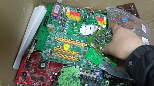 Посылка с р. Татарстан. Сдать платы дорого.. Whats App 8901287160