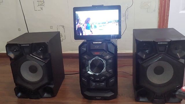 Крутой Музыкальный центр Samsung MX-J730 2х300 Ватт, реально ? смотреть онлайн