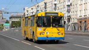 Троллейбус Екатеринбурга ЗиУ-682Г [Г00] №177 маршрут №9 на остановке "Проспект Ленина"