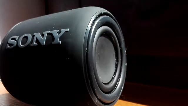 На что способна колонка Sony SRS-XB10? смотреть онлайн