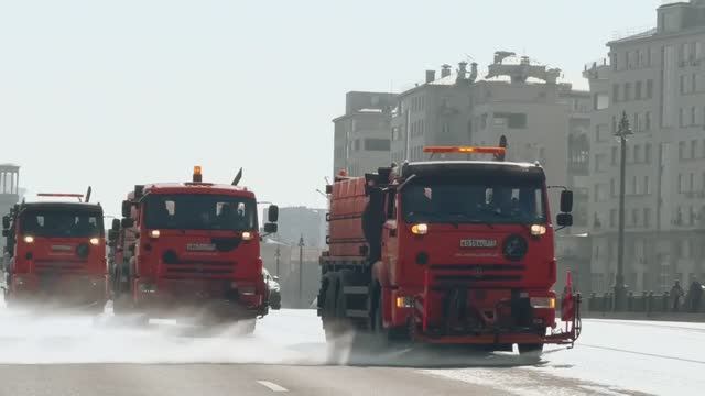 Вальс КАМАЗов на улицах Москвы смотреть онлайн