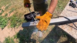 Изготовление и установка трубостойки для электрощита