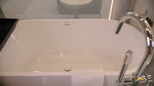 Номер в пятизвездочном отеле в самом центре Казани. Ре смотреть онлайн