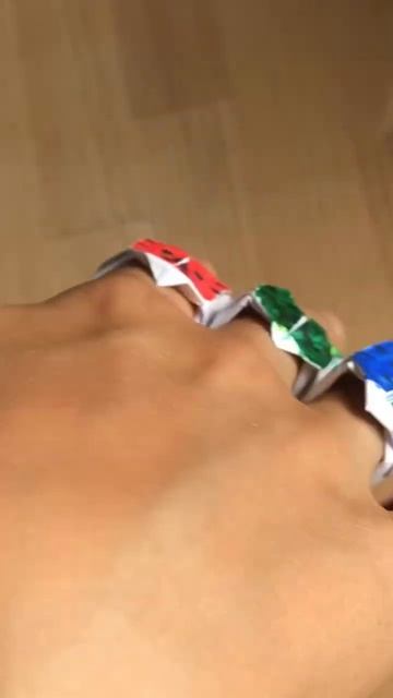 Кольца из бумаги на пальцы смотреть онлайн