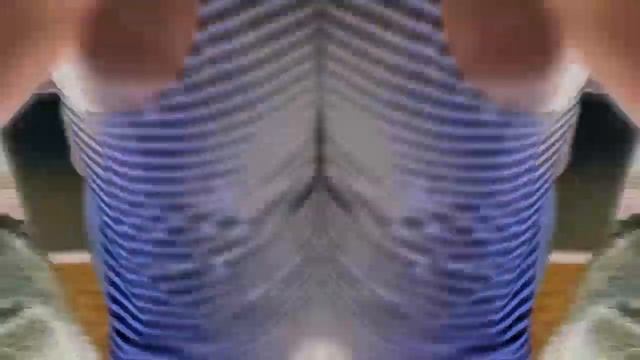 ГРИФЕР РАЗБИЛ ТЕЛЕВИЗОР ГАЕЧНЫМ КЛЮЧОМ! In CoNfUsIoN