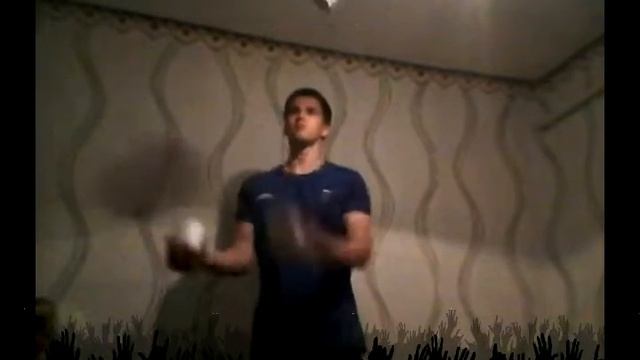 Жонглирование туалетной бумагой смотреть онлайн