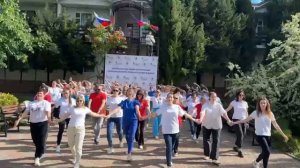 Форум-2025. Флешмоб «Мы делаем выбор сами»