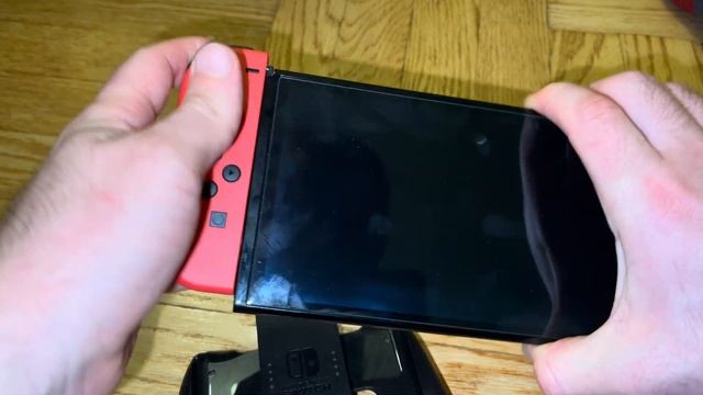 Как можно использовать приставку Nintendo Switch Oled ￼? Почем?