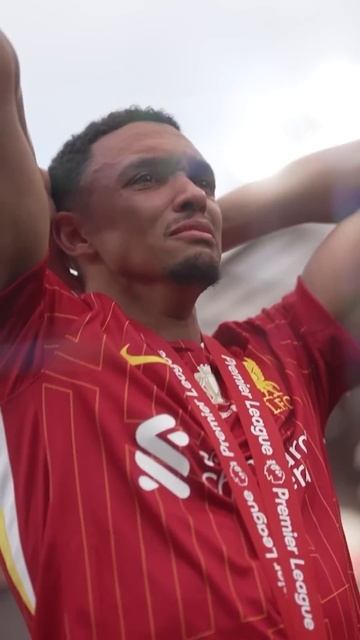 Alexander-Arnold's EMOTIONAL Farewell to Liverpool смотреть онлайн
