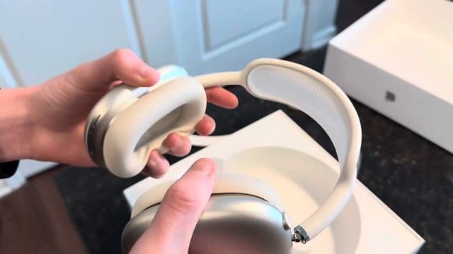 Распаковка больших наушников Apple - AirPods Max смотреть онлайн