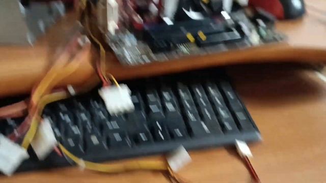 Реанимация старой материнской платы GF615-P33 смотреть онлайн