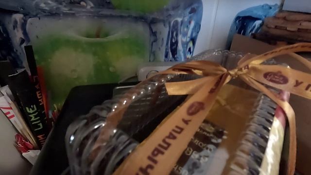 Интересный торт от Палыча золото стоит попробовать. Мини обзор смотреть онлайн