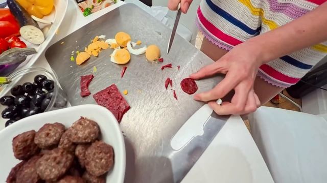 Повтори еду с картинки смотреть онлайн