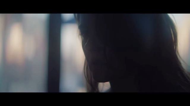 Горячая штучка - Русский трейлер (2025) смотреть онлайн