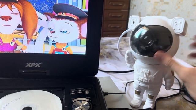 Обзор на DVD-плеер BBK DV326SI. Без пульта. Очень шаловливый д