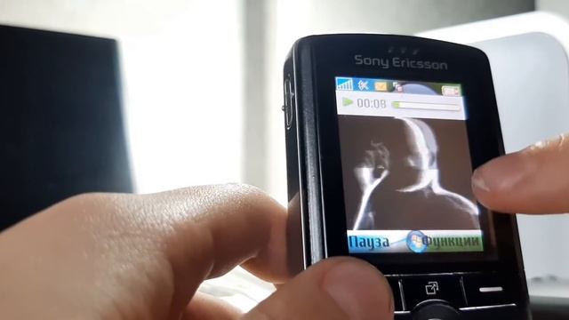 sony ericsson k750i. лучший телефон 2005года смотреть онлайн